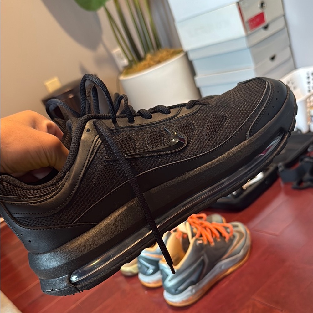 Nike air max AP triple black